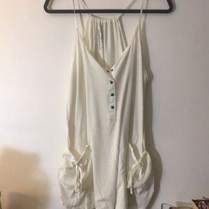 NWOT white tunic tank with pockets